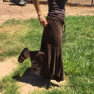 Larry Levine Skirts - Brown Skirt Larry Levine Skirts - Brown Skirt
